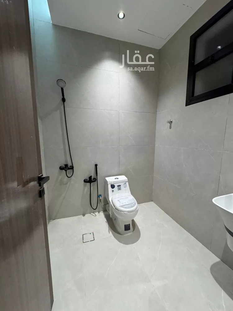 دور للبيع في شارع أحمد بن عبدالرحمن الأشبوني, حي المعيزيلة, مدينة الرياض, منطقة الرياض 6