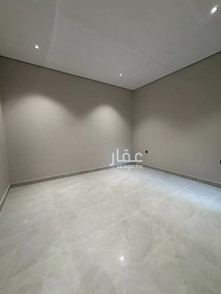 Floor for Sale in Riyadh Al Maizilah 6