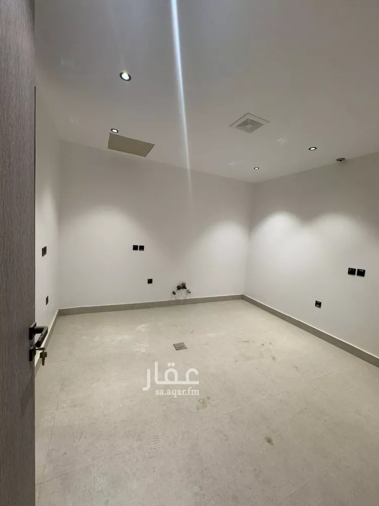 شقة للبيع في شارع الضياء, حي الجنادرية, مدينة الرياض, منطقة الرياض 6