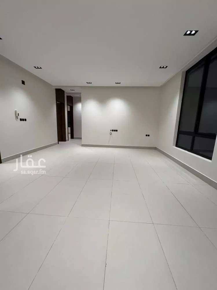 دور للبيع في شارع ابن قزمان, حي الخليج, مدينة الرياض, منطقة الرياض صورة 3