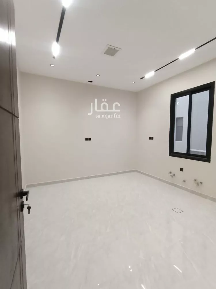 دور للبيع في شارع رقم 395, حي المونسية, مدينة الرياض, منطقة الرياض صورة 4