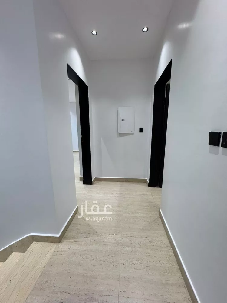 دور للبيع في شارع إسماعيل بن الطحان, حي المرجان, مدينة الرياض, منطقة الرياض صورة 5