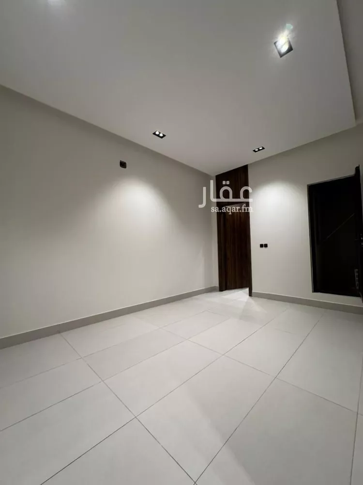 دور للبيع في شارع ابن قزمان, حي الخليج, مدينة الرياض, منطقة الرياض صورة 4