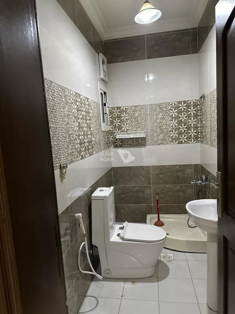 عمارة للإيجار في شارع قاسم زينل, حي الروضة, مدينة جدة, منطقة مكة المكرمة 15