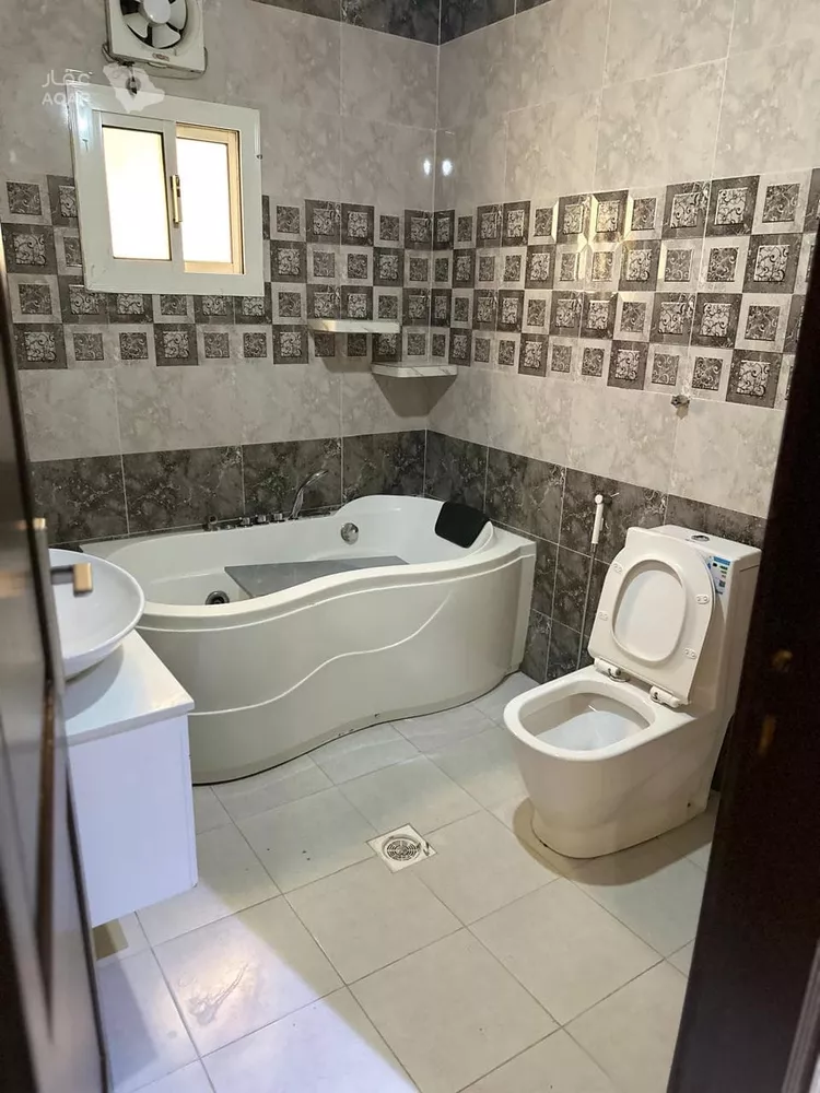 عمارة للإيجار في شارع قاسم زينل, حي الروضة, مدينة جدة, منطقة مكة المكرمة 12