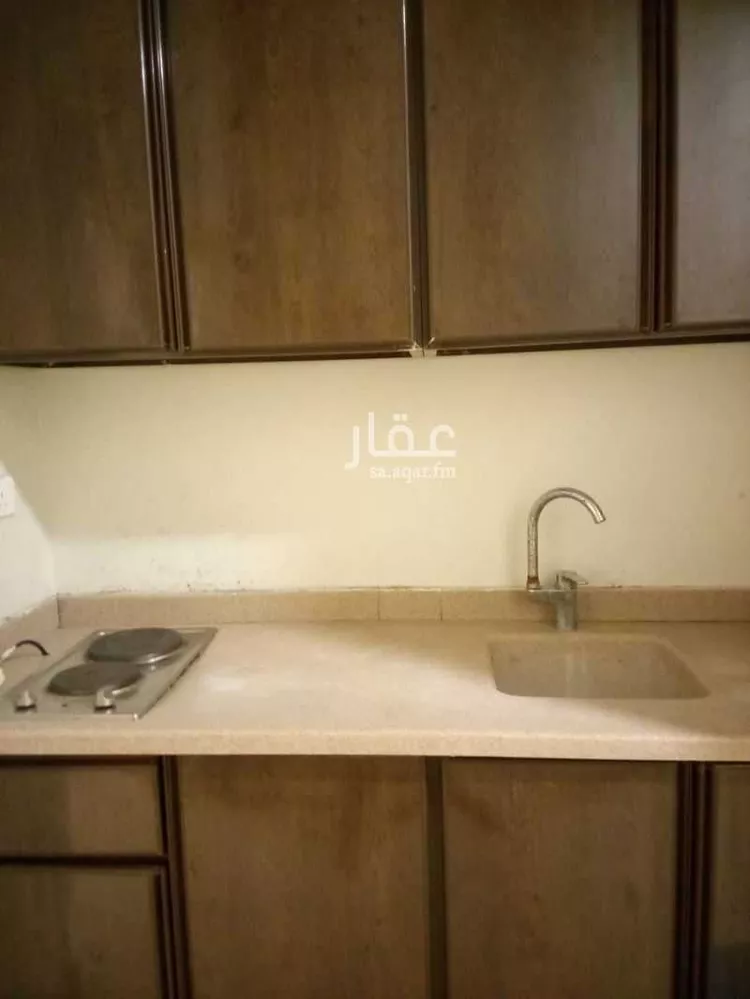 شقة للإيجار في شارع شارع الامام احمد بن حنبل, حي المحمدية 2, مدينة جازان, منطقة جازان صورة 4