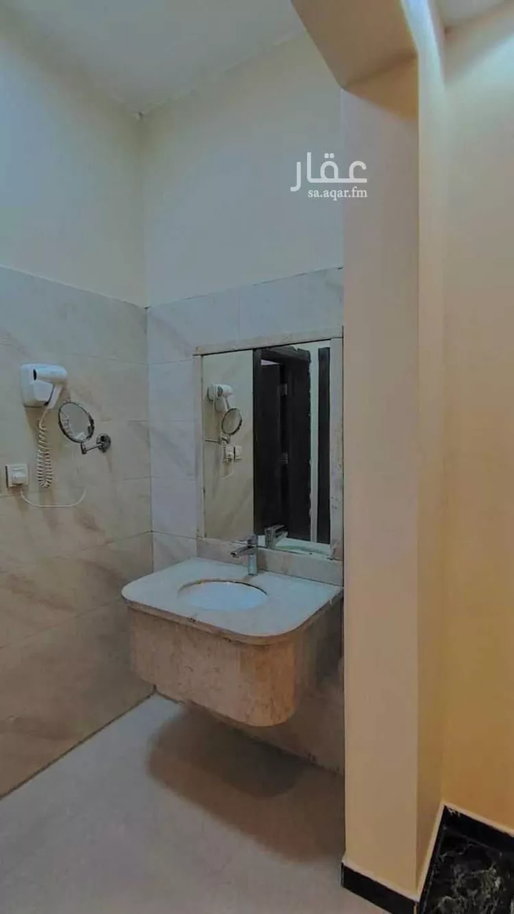 شقة للإيجار في شارع طريق الملك فيصل الفرعي, حي السويس 1, مدينة جازان, منطقة جازان صورة 2