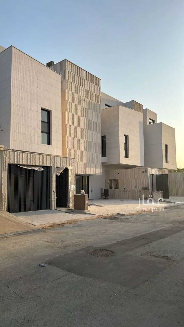 دور للبيع في شارع المراتبي, حي الوادي, مدينة الرياض, منطقة الرياض صورة 5