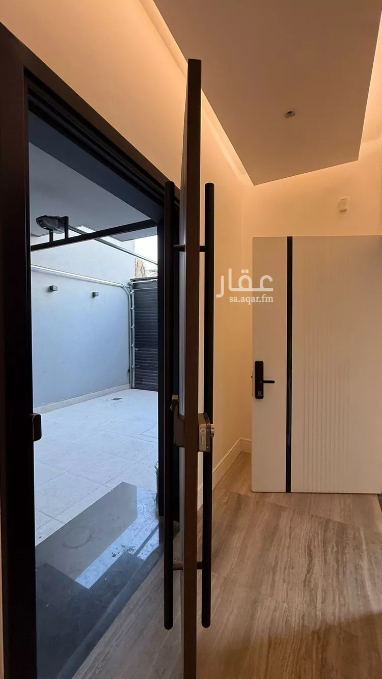 دور للبيع في شارع الحارث بن الربيع, حي المروج, مدينة الرياض, منطقة الرياض