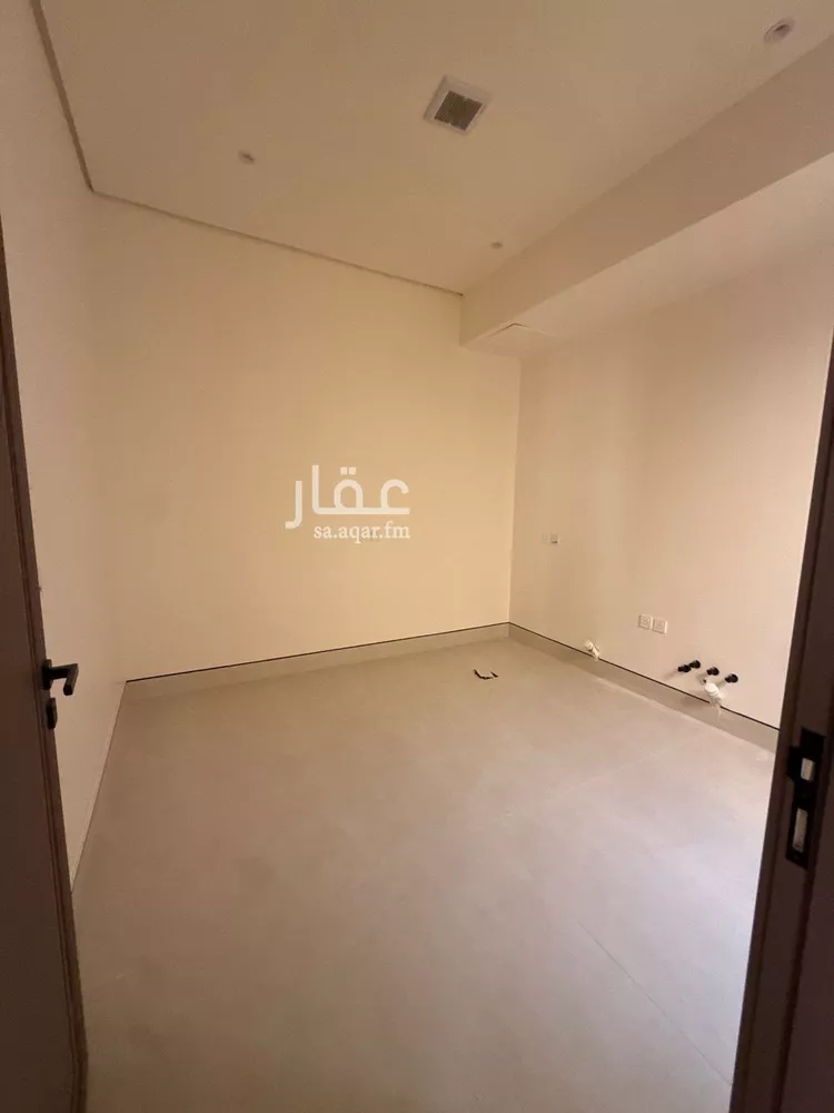 Floor for Sale in Riyadh Al Qadisiyah صورة 4