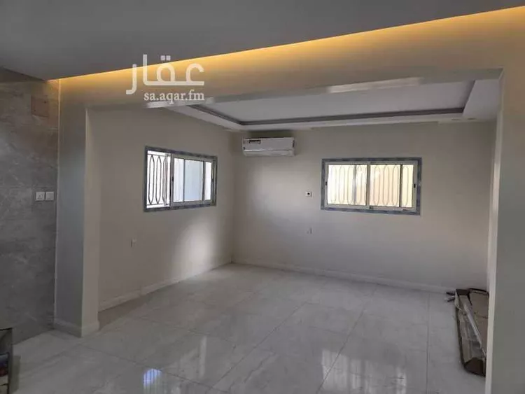 شقة للإيجار في شارع حارثة بن سهل, حي الورود, مدينة الرياض, منطقة الرياض صورة 2