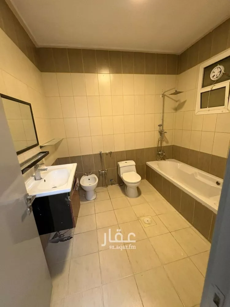 شقة للإيجار في شارع البحار, حي الحمراء, مدينة الرياض, منطقة الرياض 12