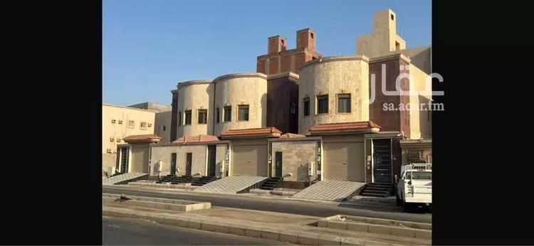 فيلا للبيع في شارع انيسة بنت الحارث, حي الحمدانية, مدينة جدة, منطقة مكة المكرمة