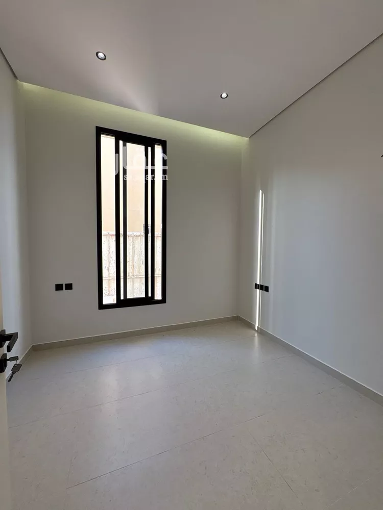 Floor for Sale in Riyadh King Fahd 9