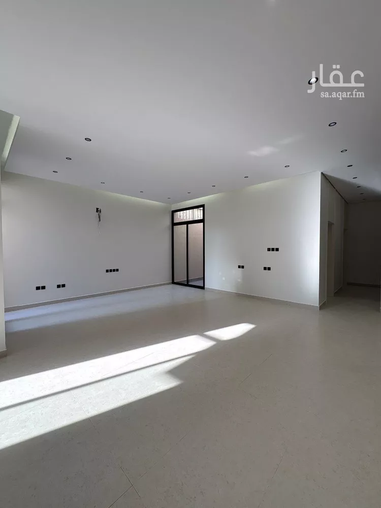 دور للبيع في شارع ثمالة بن أسلم, حي الملك فهد, مدينة الرياض, منطقة الرياض صورة 4