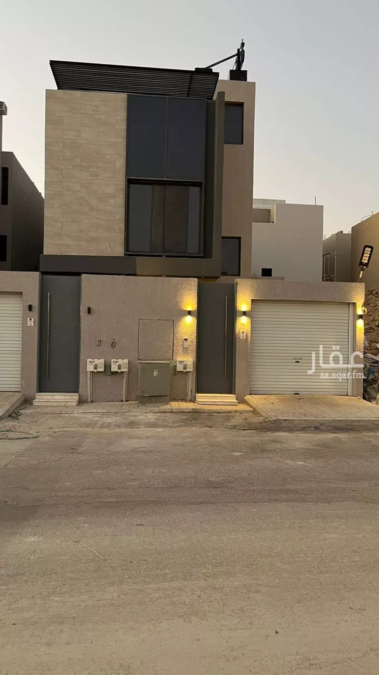 دور للبيع في شارع ابن أبي بكر, حي العارض, مدينة الرياض, منطقة الرياض