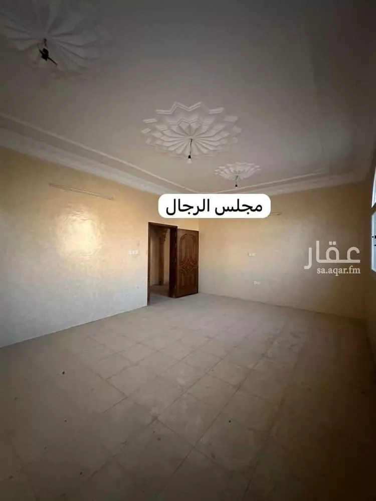 فيلا للبيع في شارع ابي حسن السدحاني, حي الحلقة الغربية, مدينة الطائف, منطقة مكة المكرمة صورة 3