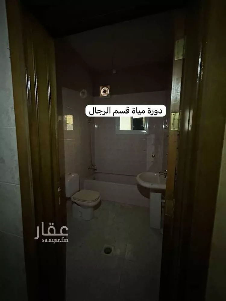 فيلا للبيع في شارع ابي حسن السدحاني, حي الحلقة الغربية, مدينة الطائف, منطقة مكة المكرمة صورة 4