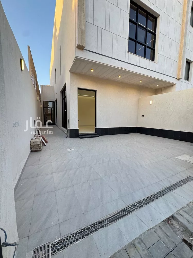 دور للبيع في شارع رقم 341, حي المونسية, مدينة الرياض, منطقة الرياض صورة 3