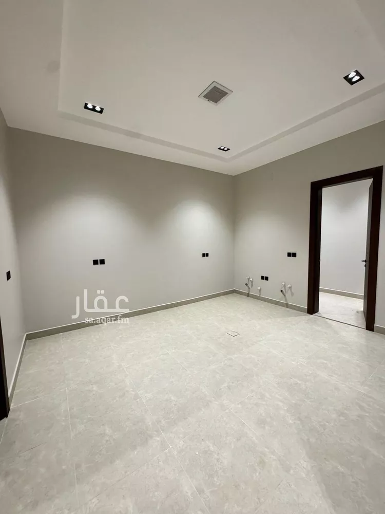 فيلا للبيع في شارع ابن فتوح الحميدي, حي الرمال, مدينة الرياض, منطقة الرياض 9