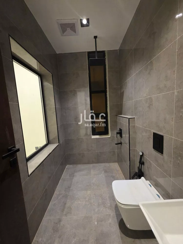 دور للبيع في شارع رقم 282, حي المونسية, مدينة الرياض, منطقة الرياض 13