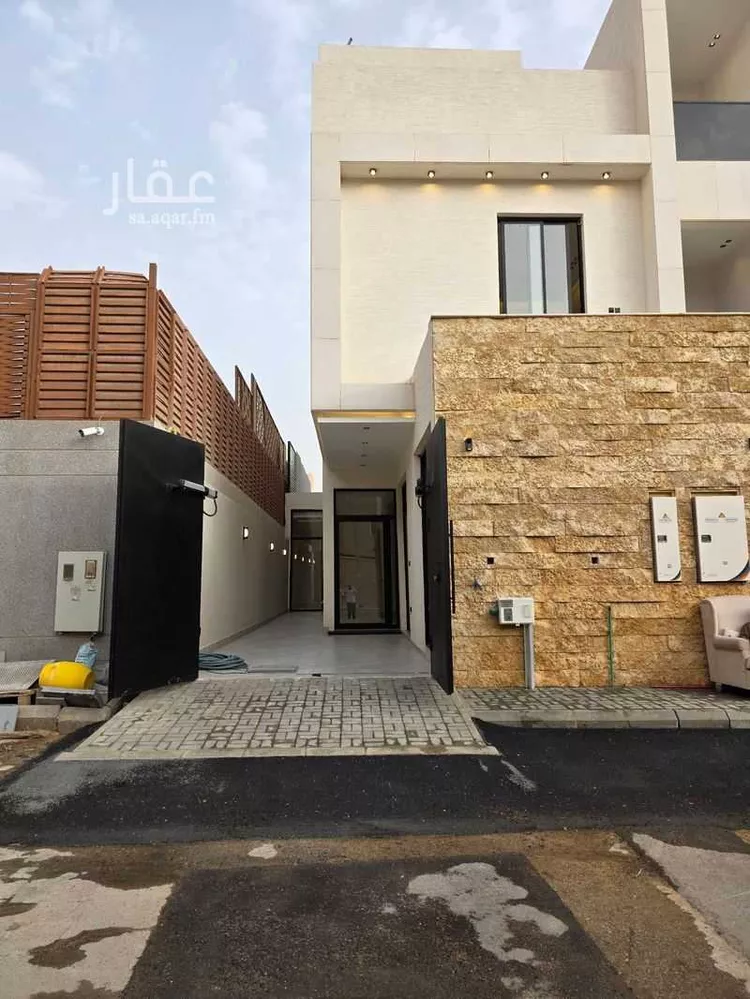 Floor for Sale in Riyadh Al Yarmouk