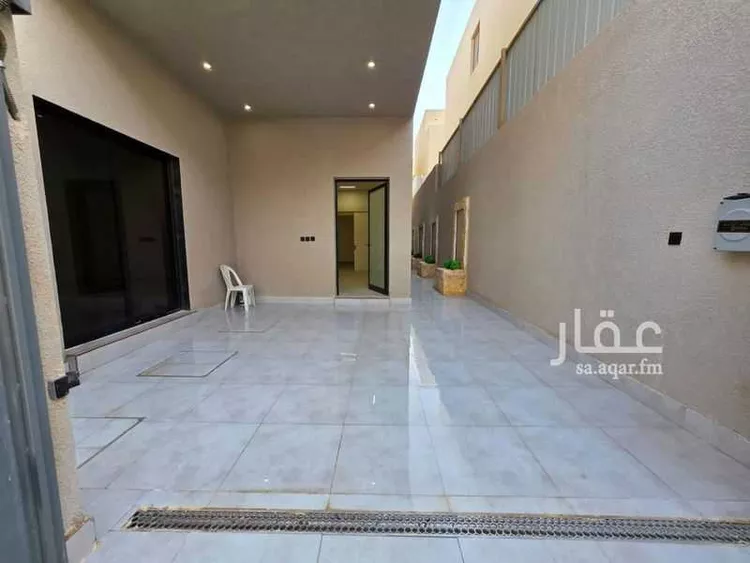 دور للبيع في شارع الأعلم النحوي, حي الرمال, مدينة الرياض, منطقة الرياض صورة 2