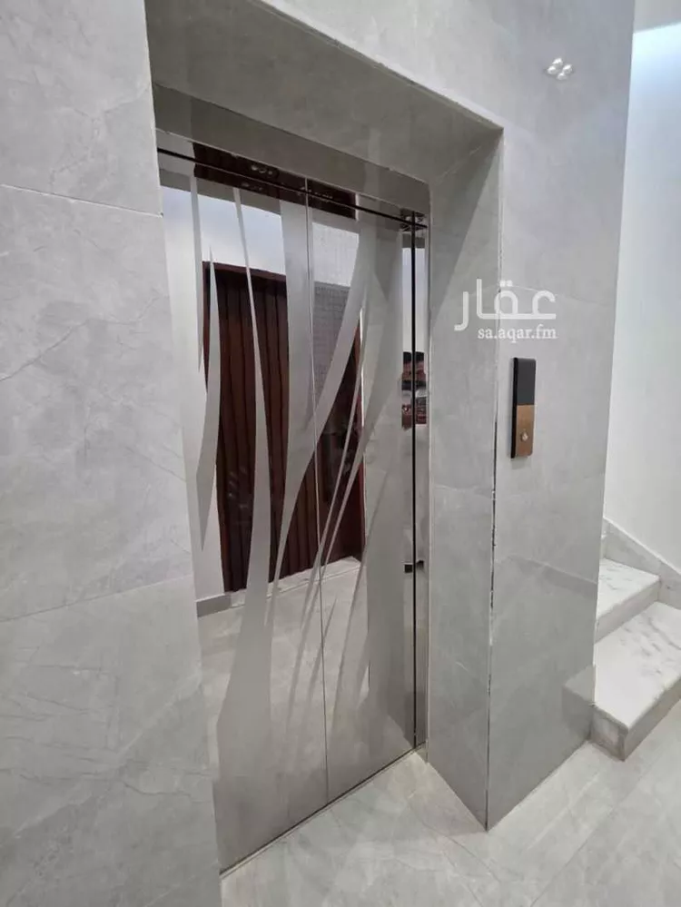 دور للبيع في شارع جبل المحاصير, حي القادسية, مدينة الرياض, منطقة الرياض صورة 4
