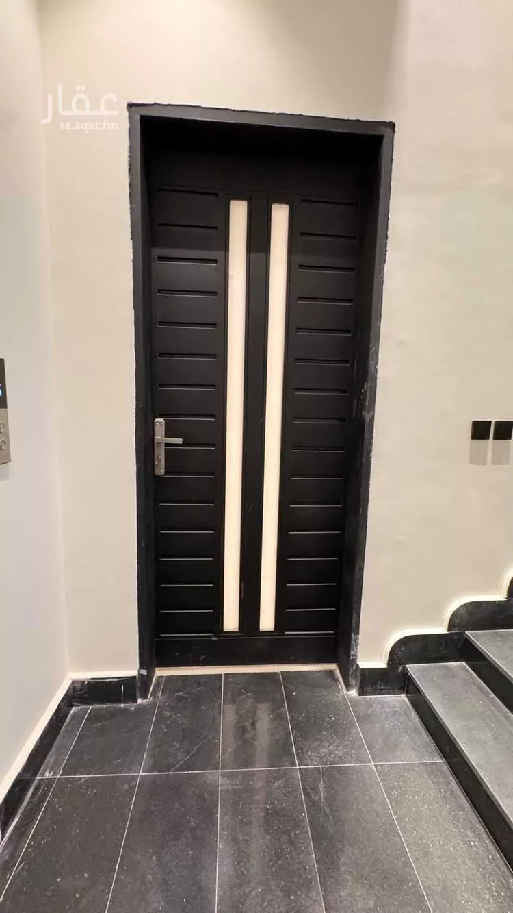 دور للبيع في شارع علي الجارم, حي الرمال, مدينة الرياض, منطقة الرياض صورة 3
