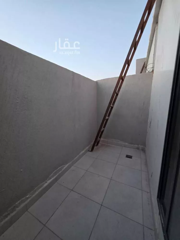 Villa for Sale in Riyadh Al Janadriyah 25