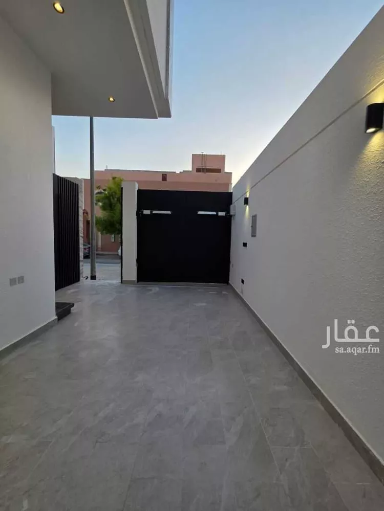فيلا للبيع في شارع أبي عبدالله الكاتب, حي اليرموك, مدينة الرياض, منطقة الرياض صورة 3