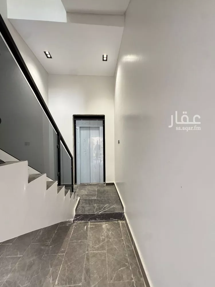 دور للبيع في شارع الصدف, حي قرطبة, مدينة الرياض, منطقة الرياض صورة 2