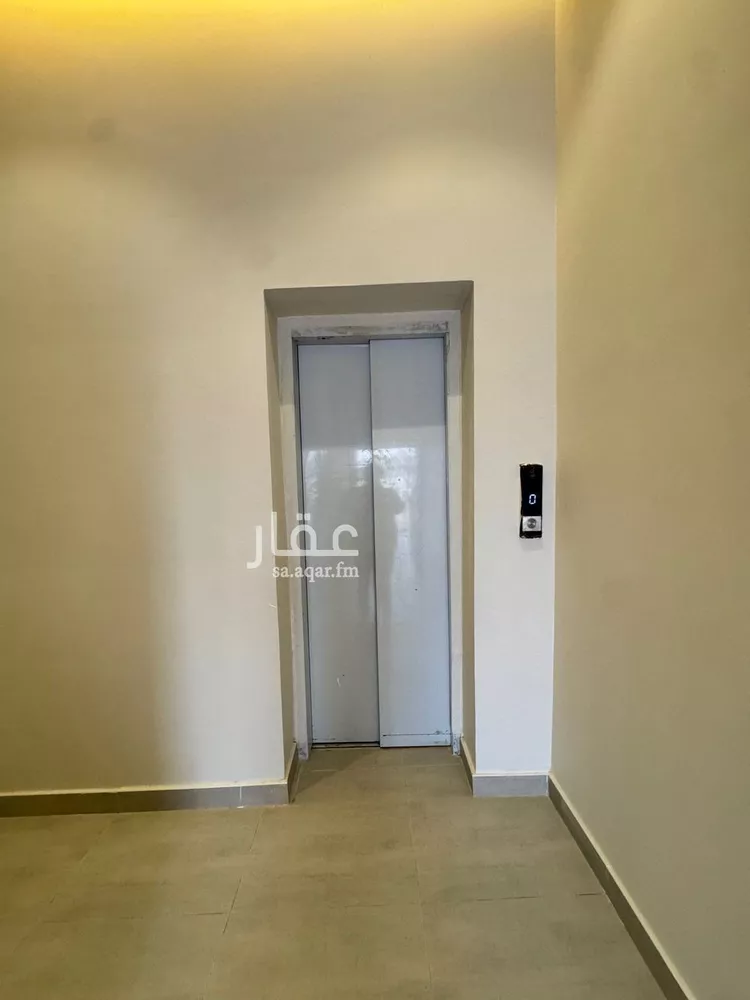 دور للبيع في شارع عثمان الرويني, حي الجنادرية, مدينة الرياض, منطقة الرياض صورة 3