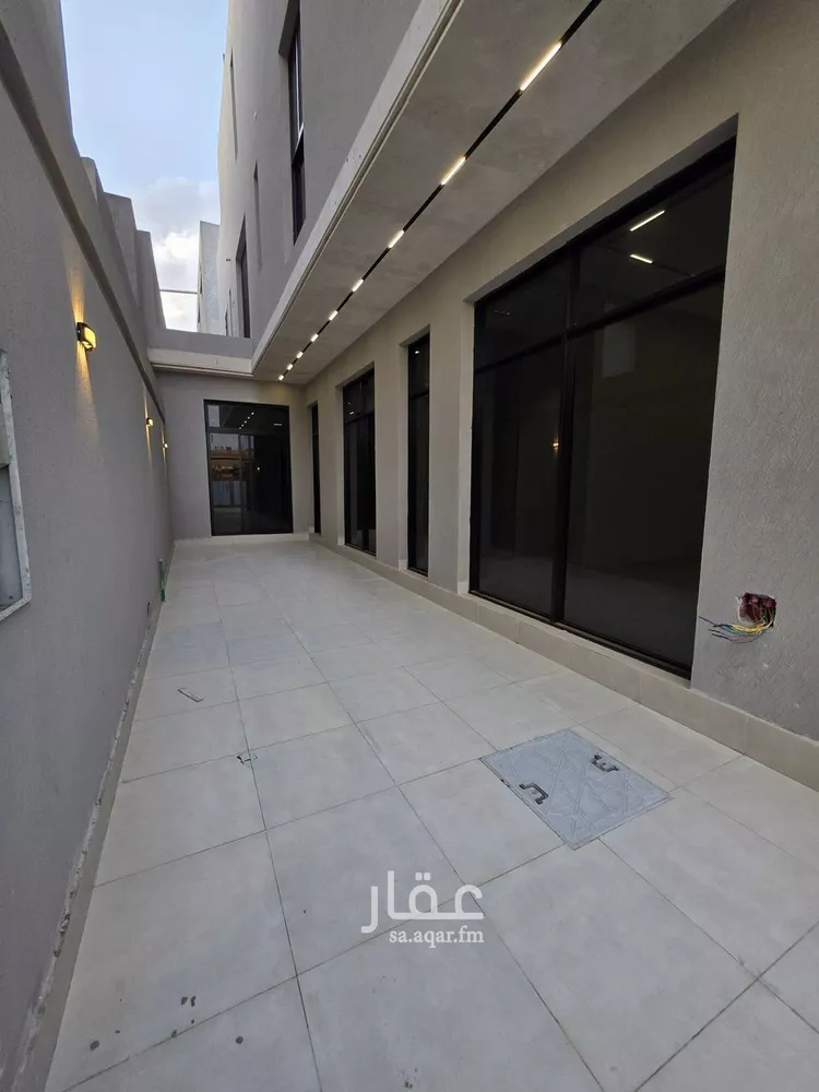 Villa for Sale in Riyadh Al Maizilah صورة 3