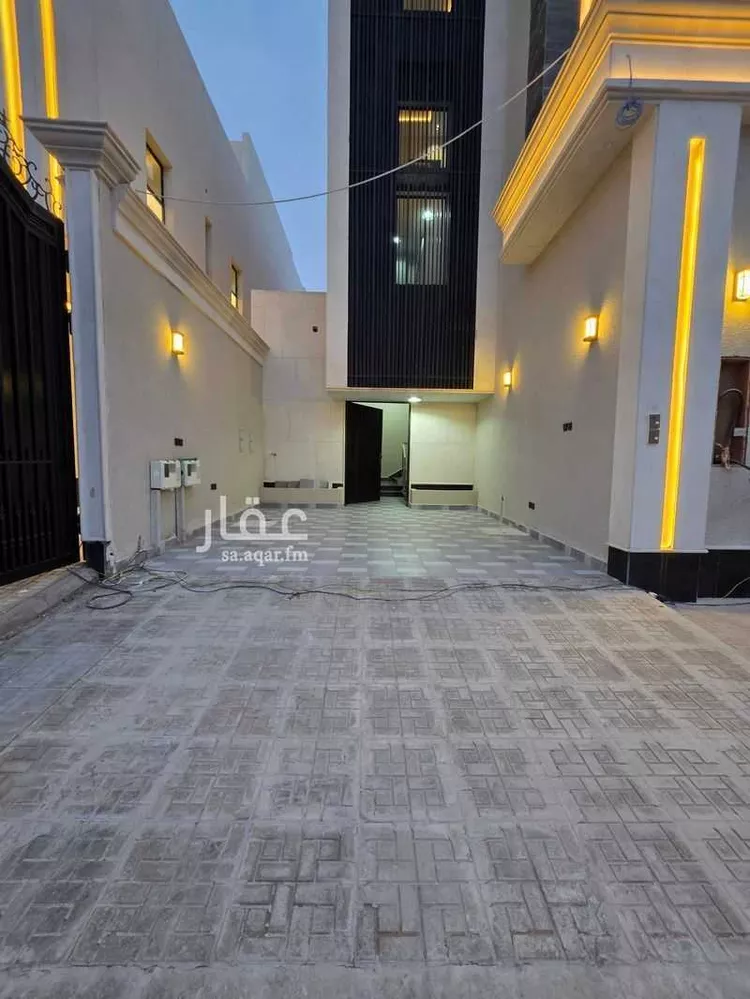 Floor for Sale in Riyadh Al Qadisiyah