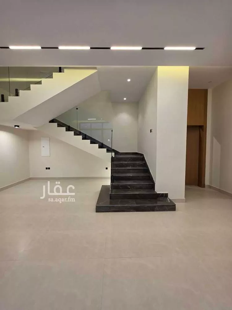 فيلا للبيع في شارع عبدالله الدملوجي, حي الملك فيصل, مدينة الرياض, منطقة الرياض 13