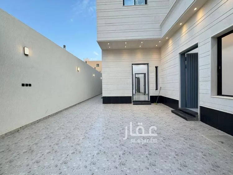 دور للبيع في شارع جبل المحاصير, حي القادسية, مدينة الرياض, منطقة الرياض صورة 3