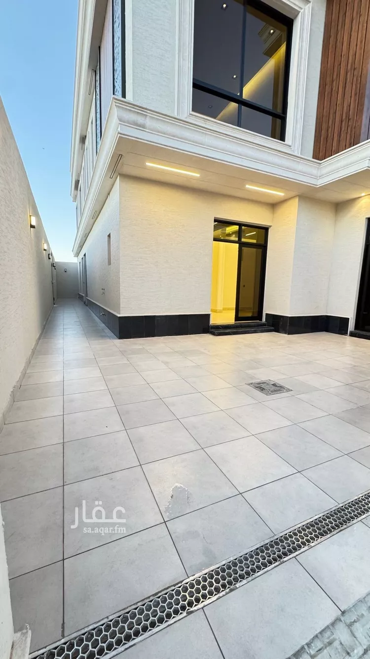 فيلا للبيع في شارع عبيد بن رافع, حي الرمال, مدينة الرياض, منطقة الرياض صورة 3