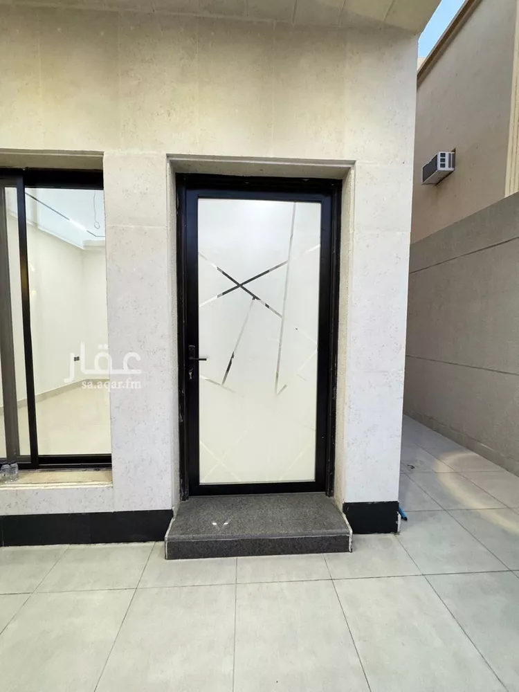 فيلا للبيع في شارع الندوه, حي اليرموك, مدينة الرياض, منطقة الرياض صورة 5