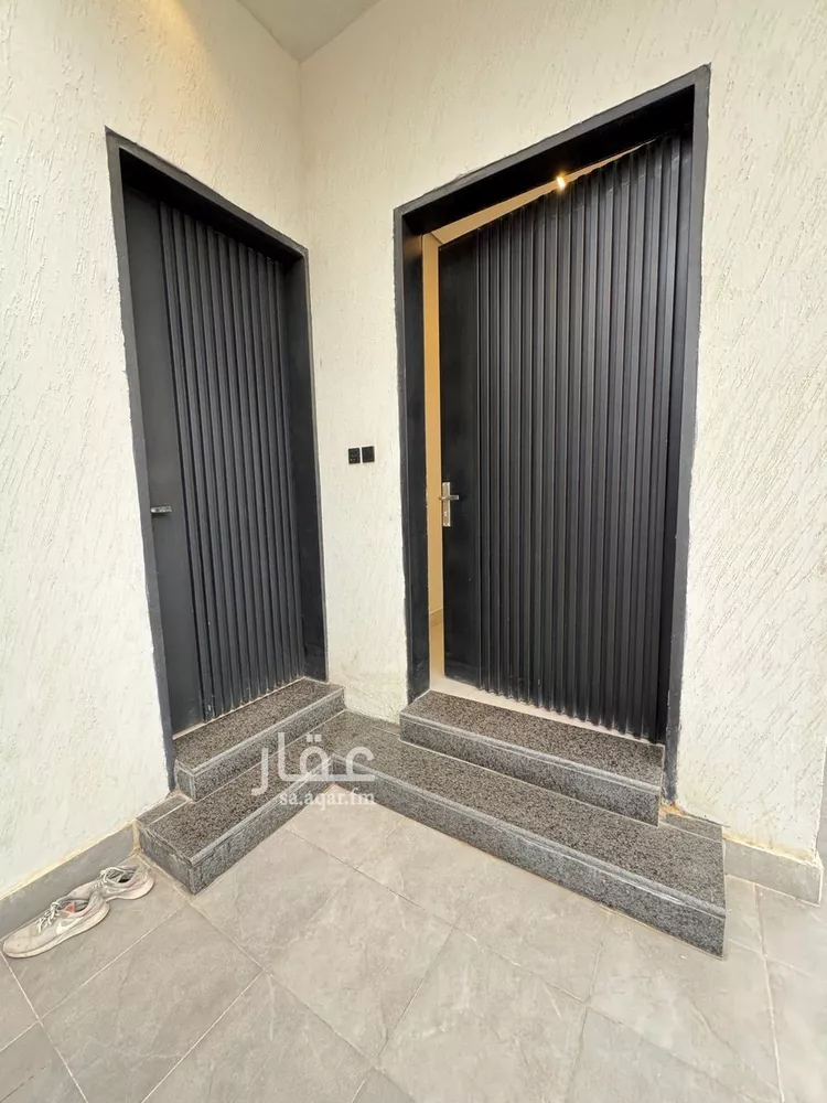 دور للبيع في شارع العجمة, حي الرمال, مدينة الرياض, منطقة الرياض صورة 5