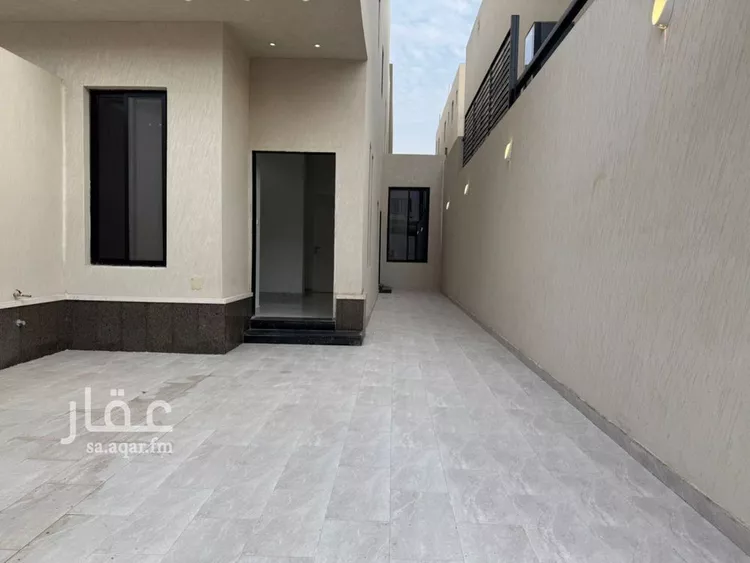 دور للبيع في شارع فؤاد محمد عمر توفيق, حي القادسية, مدينة الرياض, منطقة الرياض صورة 3