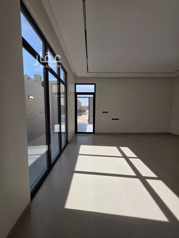 دور للبيع في شارع ابن الربيع الشيباني, حي الرمال, مدينة الرياض, منطقة الرياض صورة 5