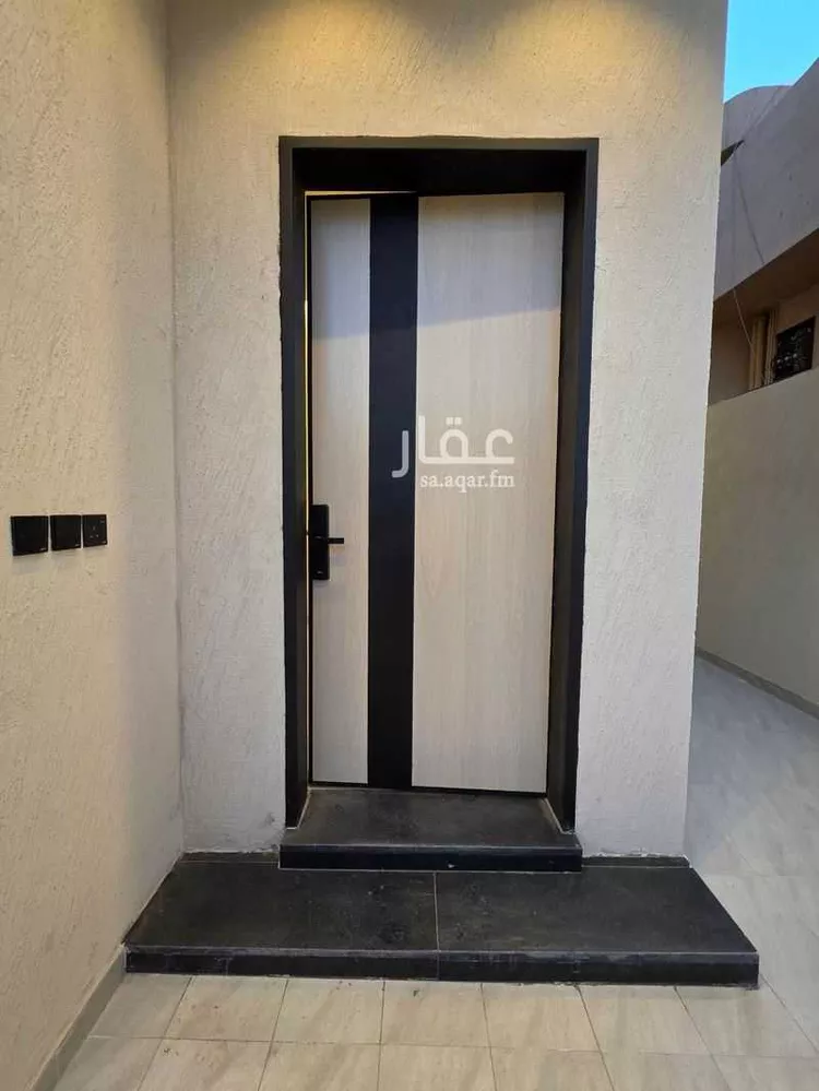 فيلا للبيع في شارع خويلد بن مرة, حي الروضة, مدينة الرياض, منطقة الرياض صورة 5
