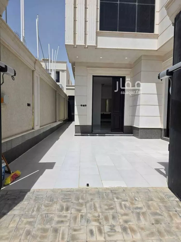 فيلا للبيع في شارع المحجر, حي الرمال, مدينة الرياض, منطقة الرياض صورة 3
