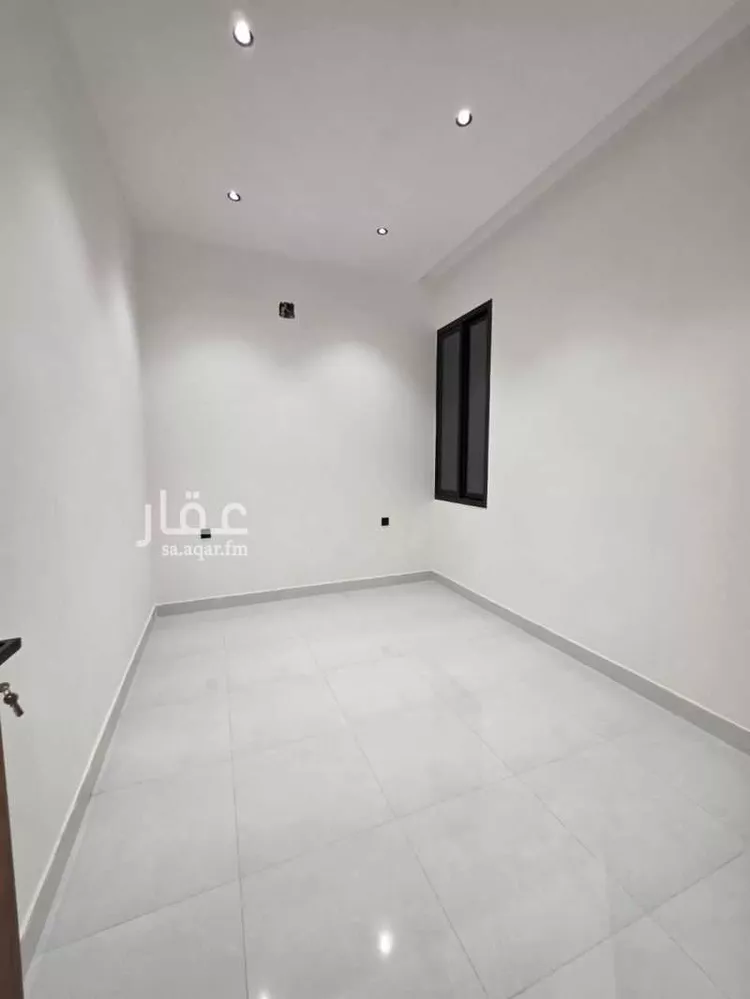 دور للبيع في شارع المحايدة, حي المعيزيلة, مدينة الرياض, منطقة الرياض 14