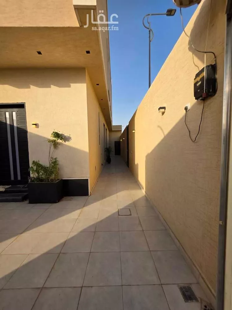 دور للبيع في شارع رقم 343, حي المونسية, مدينة الرياض, منطقة الرياض صورة 5