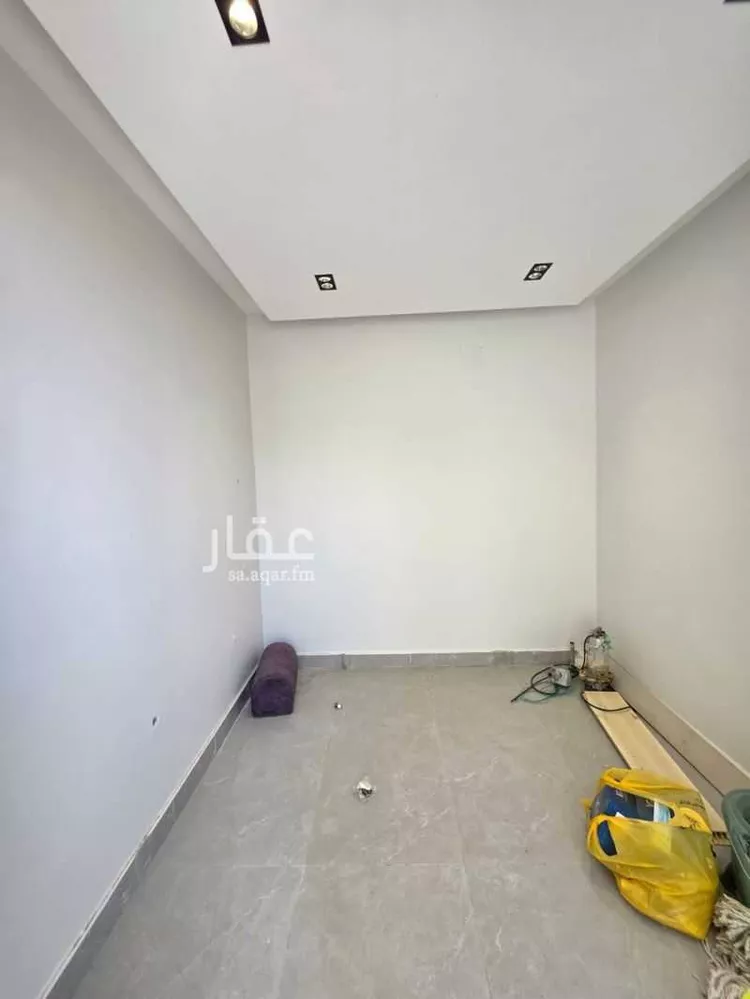 فيلا للبيع في شارع أبي طالب, حي الملك فيصل, مدينة الرياض, منطقة الرياض صورة 4