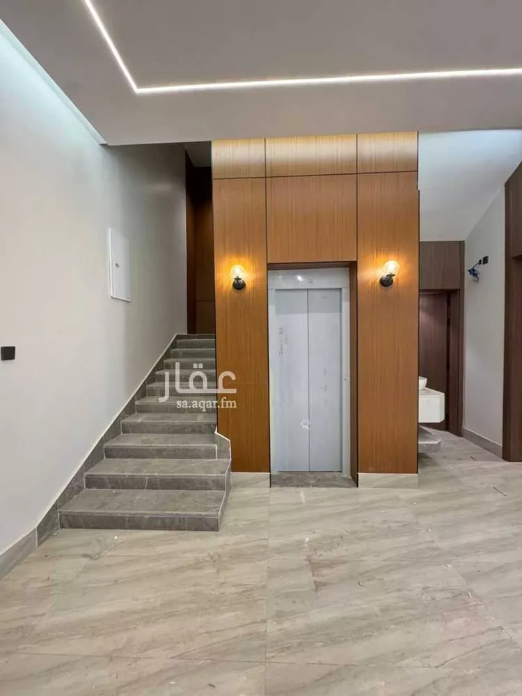 فيلا للبيع في شارع أبي الكرم العكبري, حي المونسية, مدينة الرياض, منطقة الرياض 16