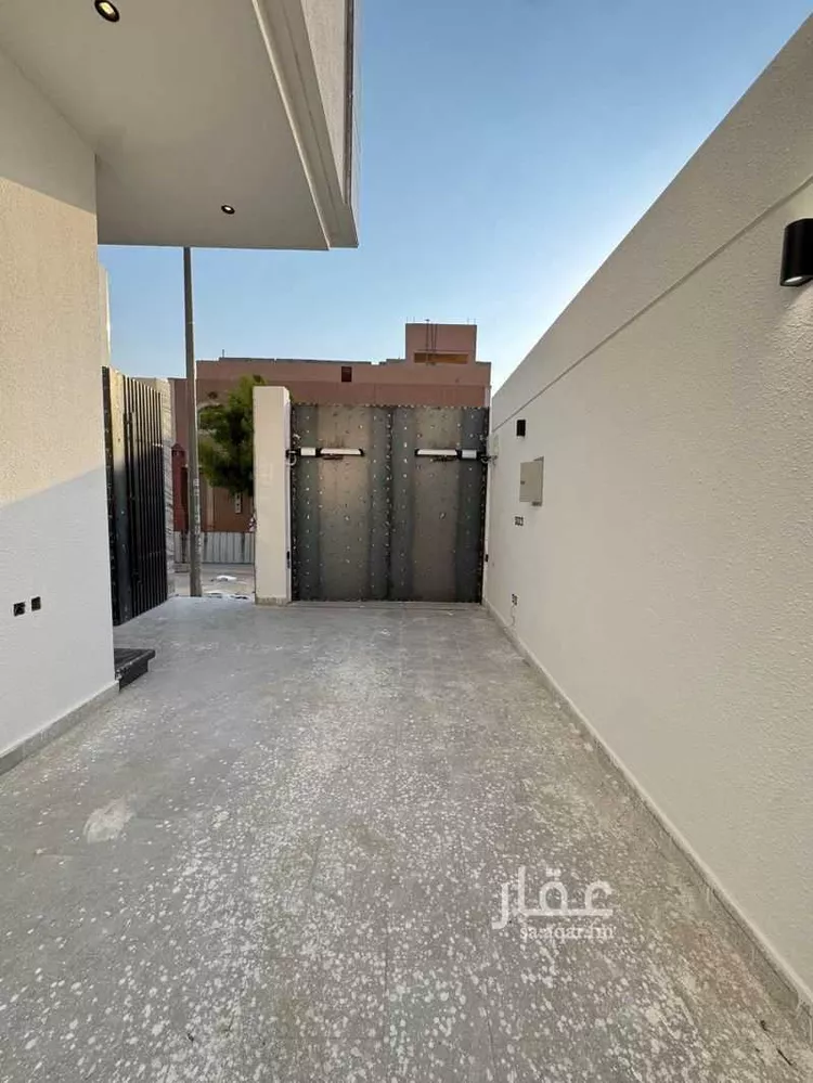 Floor for Sale in Riyadh Al Khaleej صورة 3