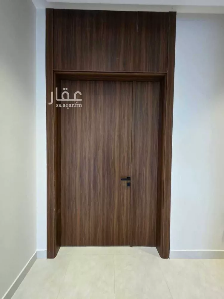 دور للبيع في شارع النجيل, حي الخليج, مدينة الرياض, منطقة الرياض 7
